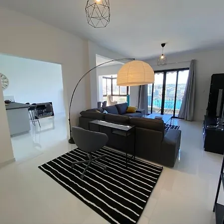 Gem With Spectacular Coastal Views