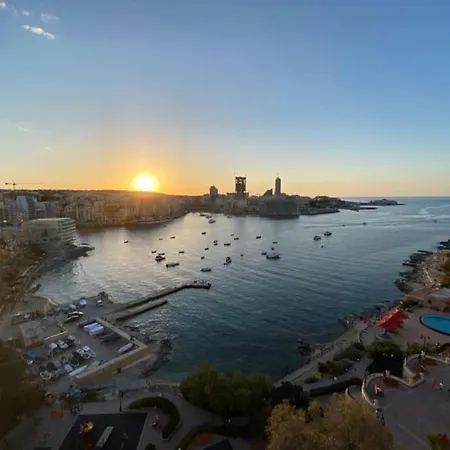 Gem With Spectacular Coastal Views *