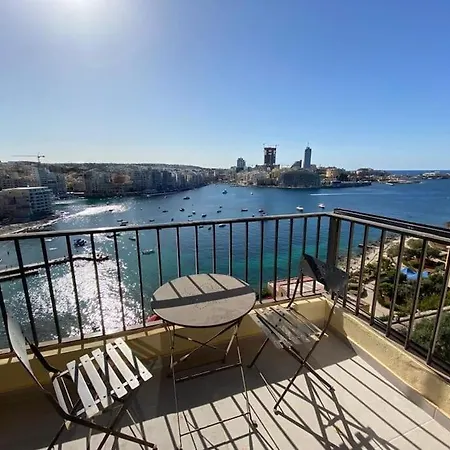 Apartmán Gem With Spectacular Coastal Views *